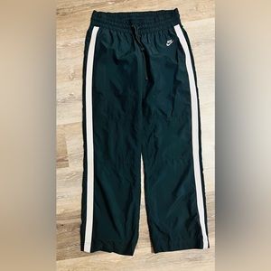 Nike Womens Jogger Pants Sz M Navy Windbreaker Track Mesh Lined Drawstring b106